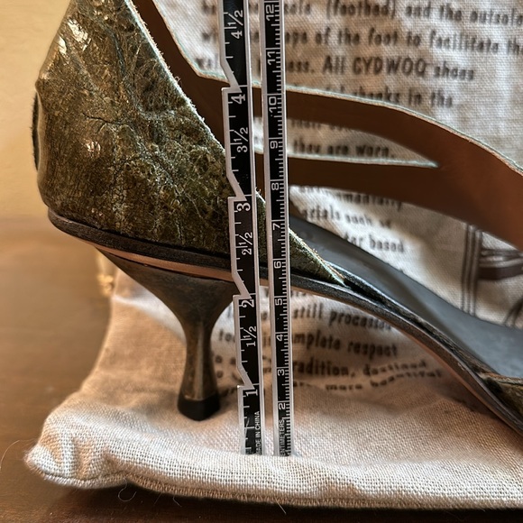 Cydwoq open toed sandal - Picture 5 of 7